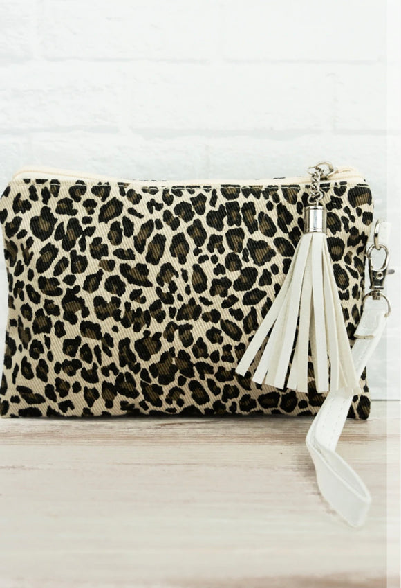 Leopard Wristlet 