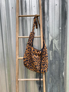 Drawstring Leopard bag